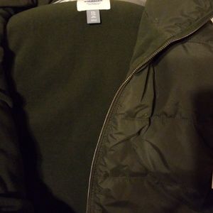 BNWT ARMY GREEN LINED VEST